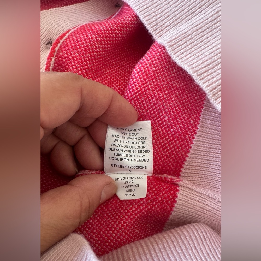 💕 Pink Heart Patterned Women's Button-Up Sweater - size XL - Picture 8 of 16